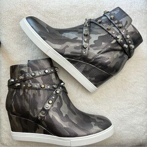 Linea Paola Fallon Studded Wedge Sneaker